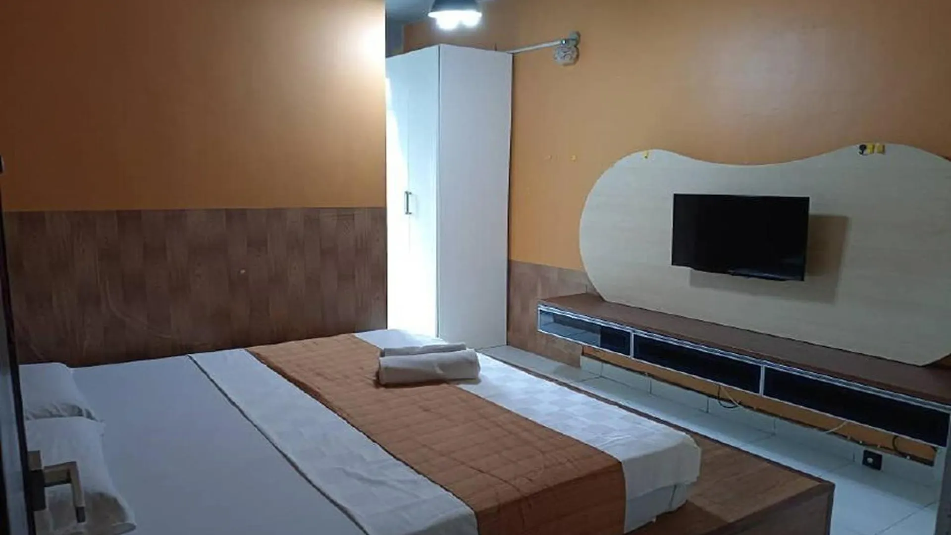 Aeon Tebrau Apartment Johor Bahru - By Room - 0*,  Malaysia