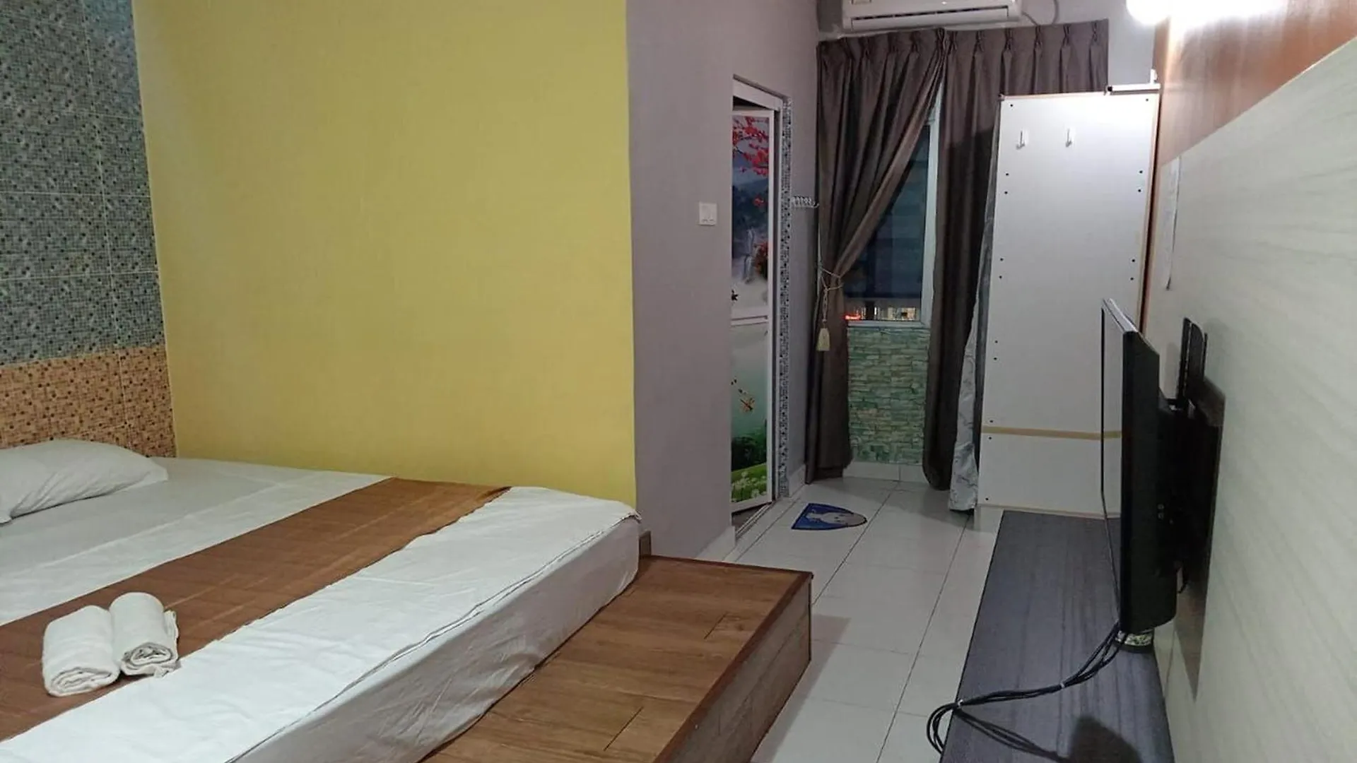 Aeon Tebrau Apartment Johor Bahru - By Room - Homestay
